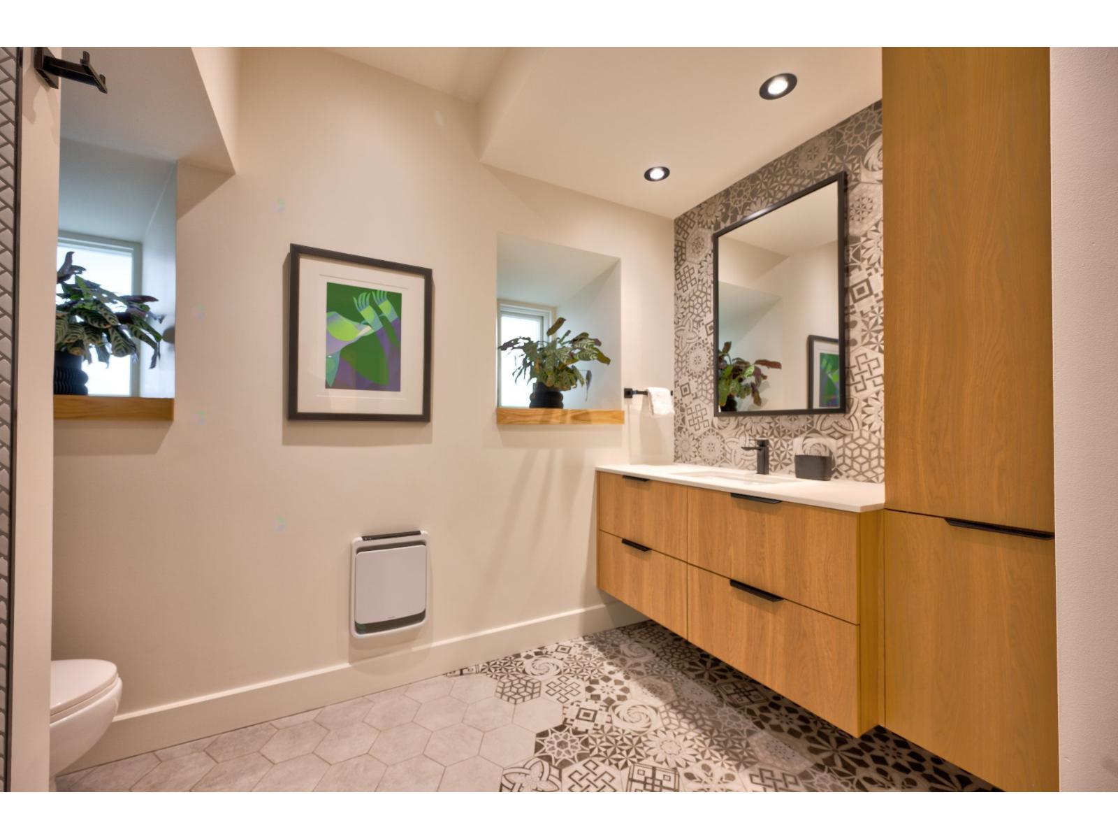 50 Rue Guilbault O. Property Photo 25