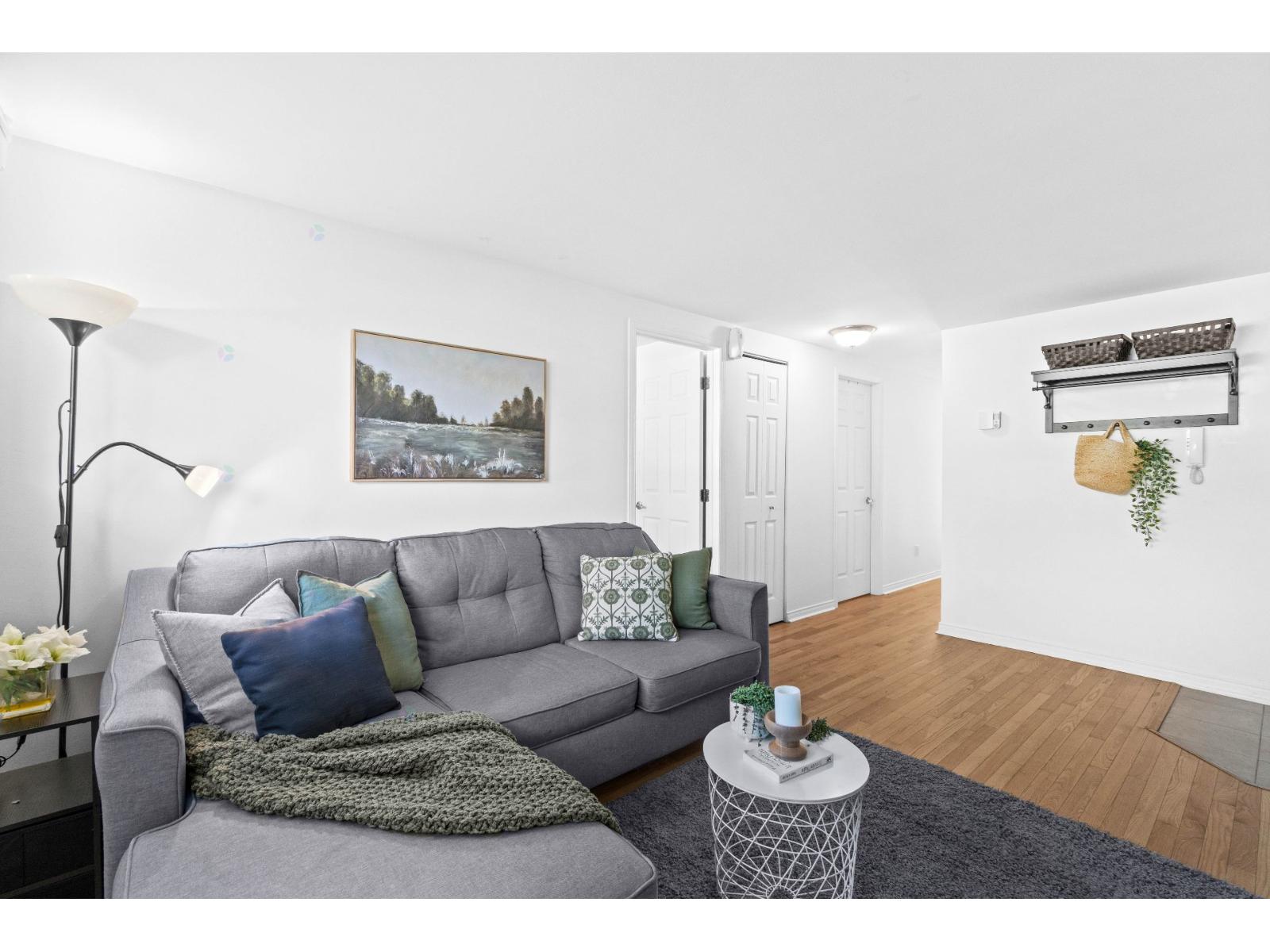 274 Rue Albert, #1 Property Photo 6