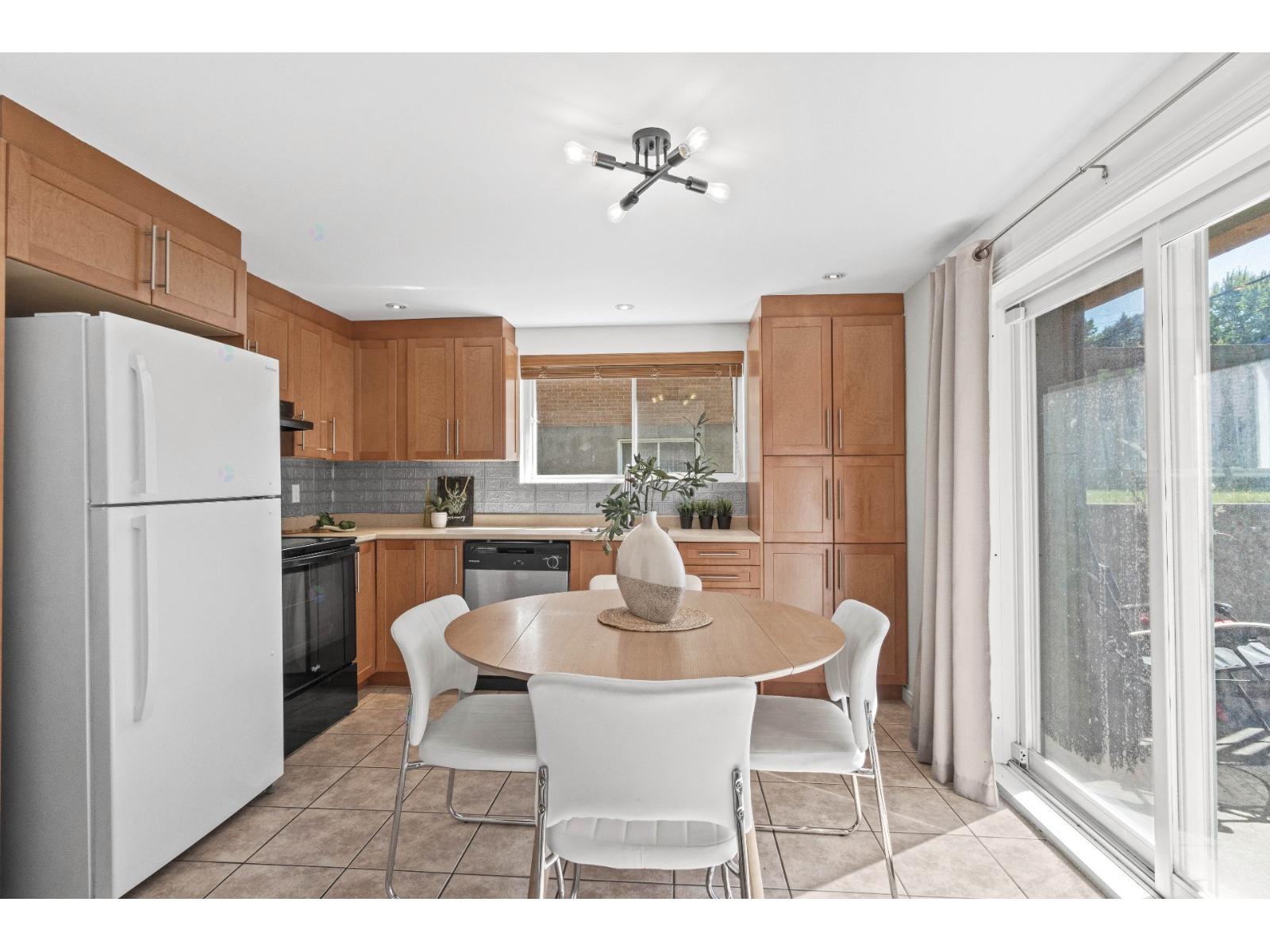 274 Rue Albert, #1 Property Photo 8