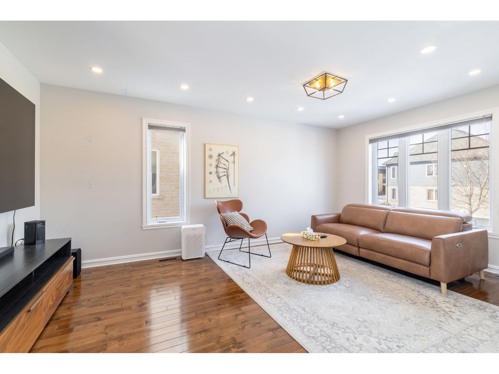 7870z Rue Lemelin Property Photo 1