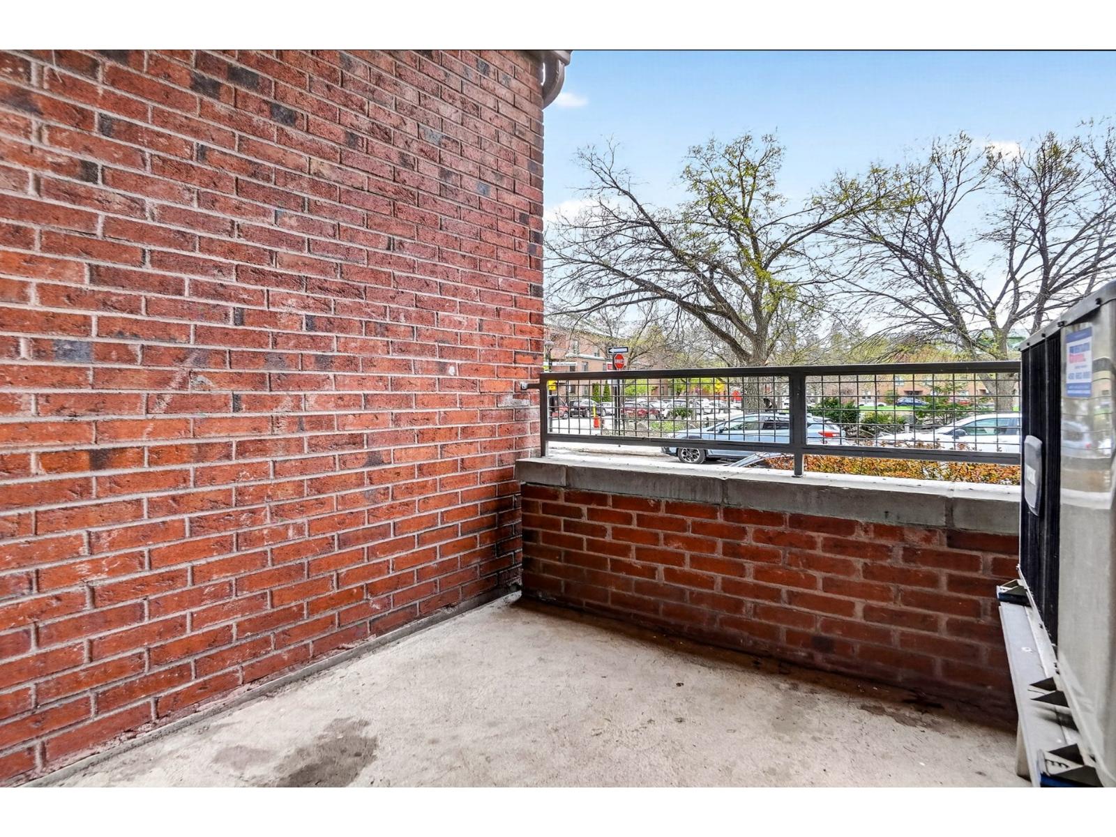 2400 Rue Ste-cunégonde, #102 Property Photo 10