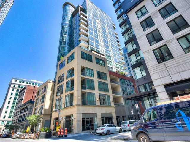 650 Rue Notre-Dame O., #804 Property Photo 1