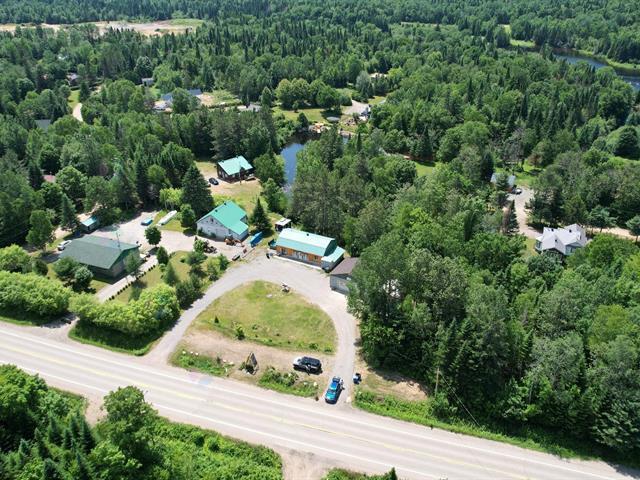 3567Z Ch. Brassard Property Photo 1