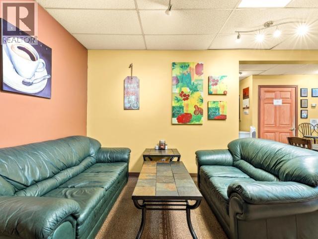A-3125 3rd Avenue Property Photo 15