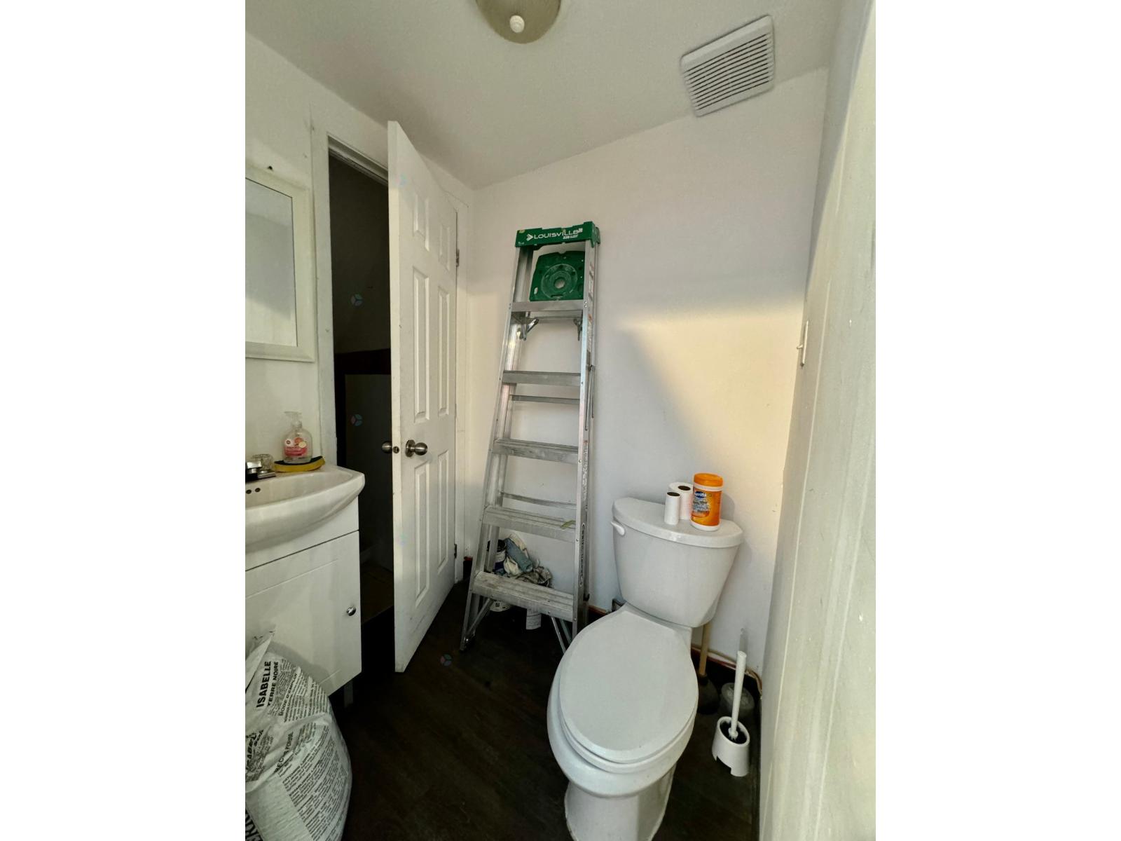 4083 Boul. St-laurent Property Photo 11