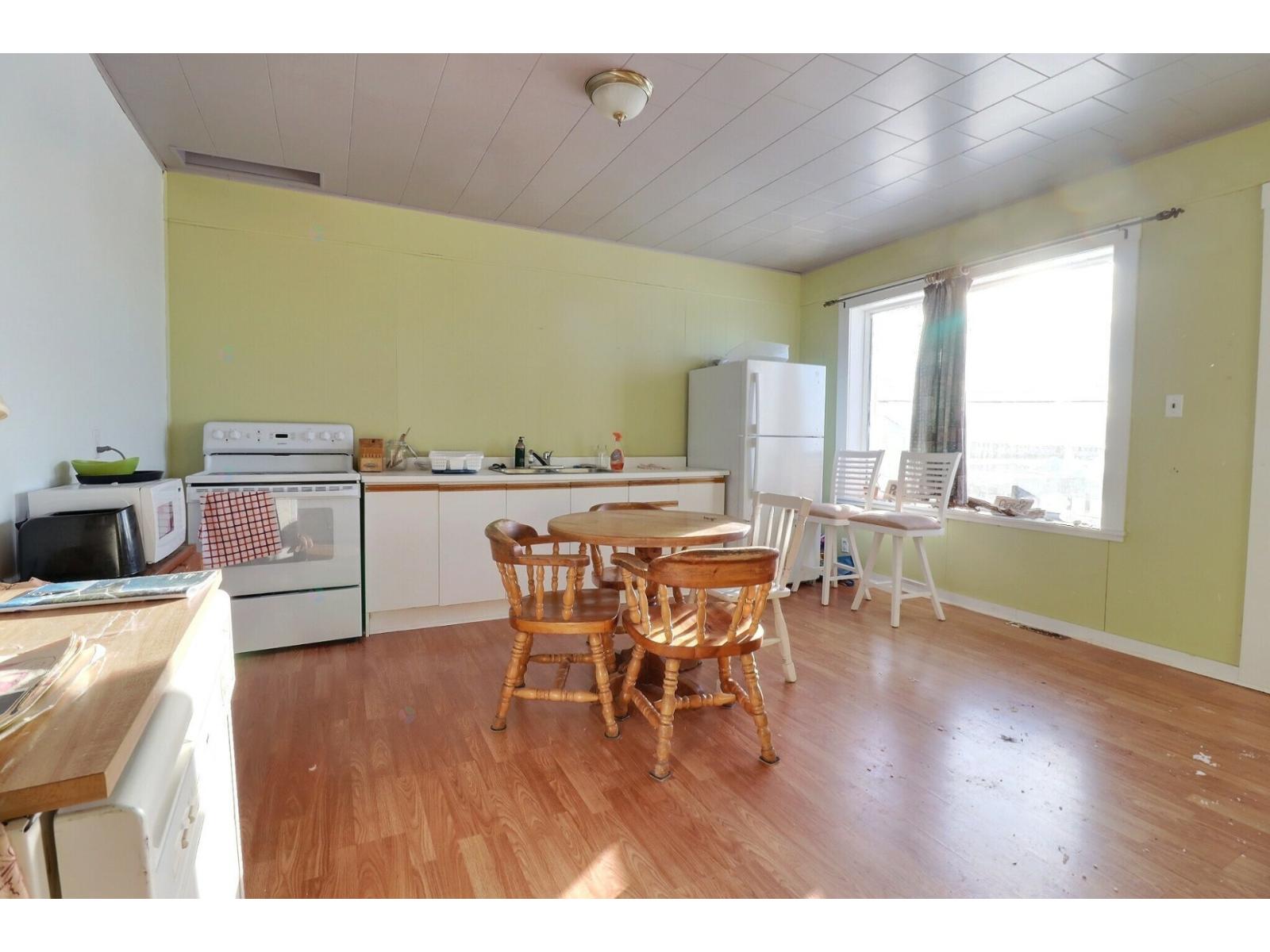 1522z Route 132 O. Property Photo 7