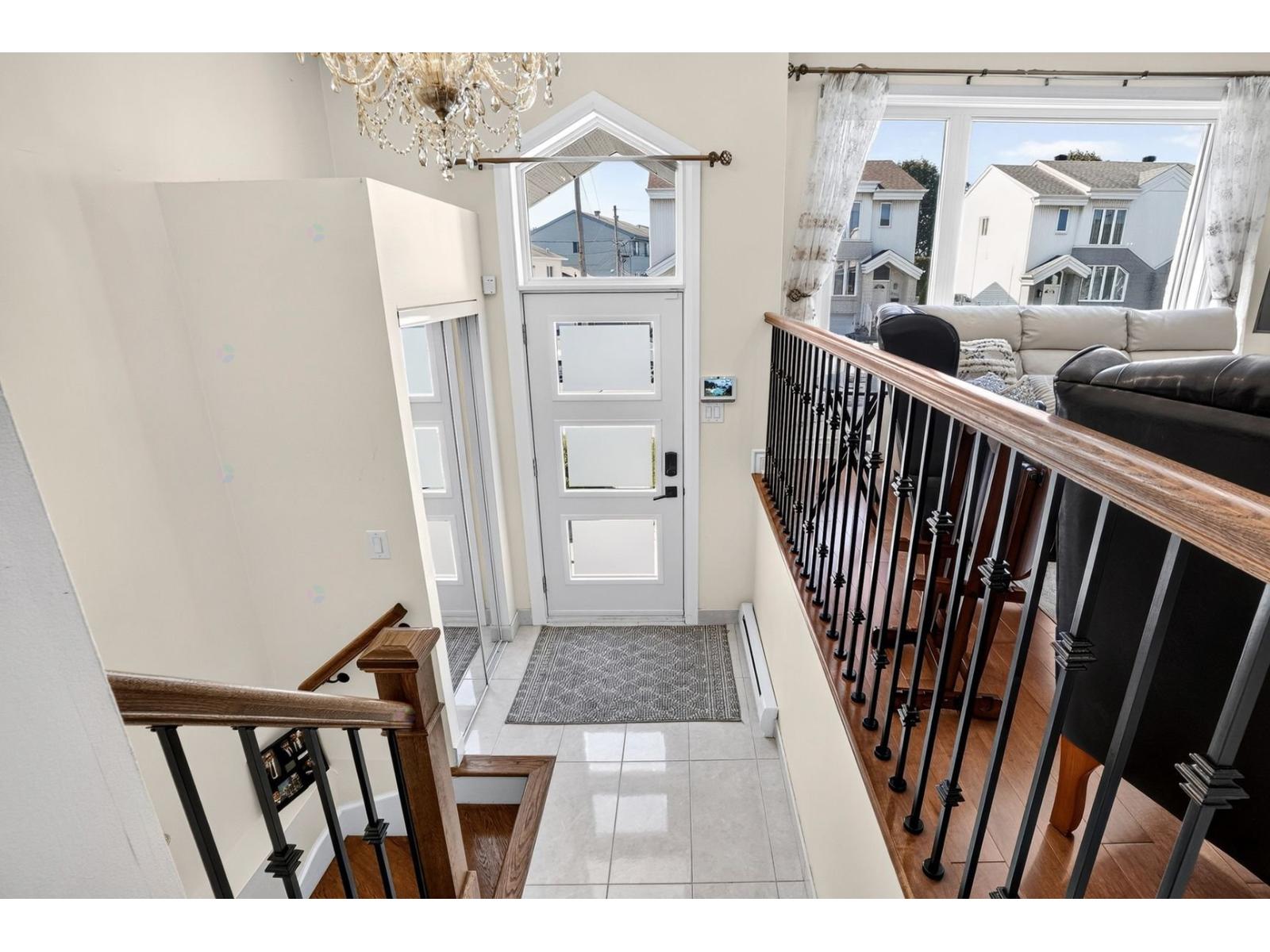 2511 Rue Genest Property Photo 2