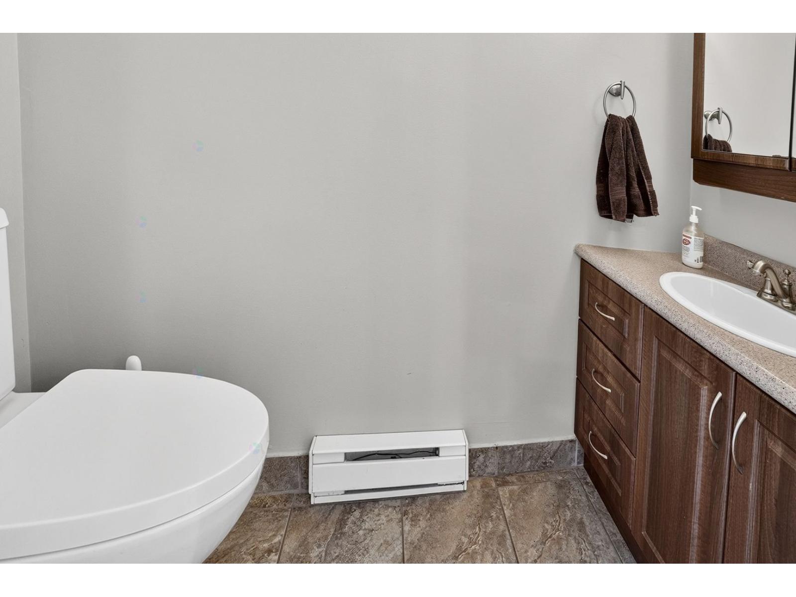 2511 Rue Genest Property Photo 12