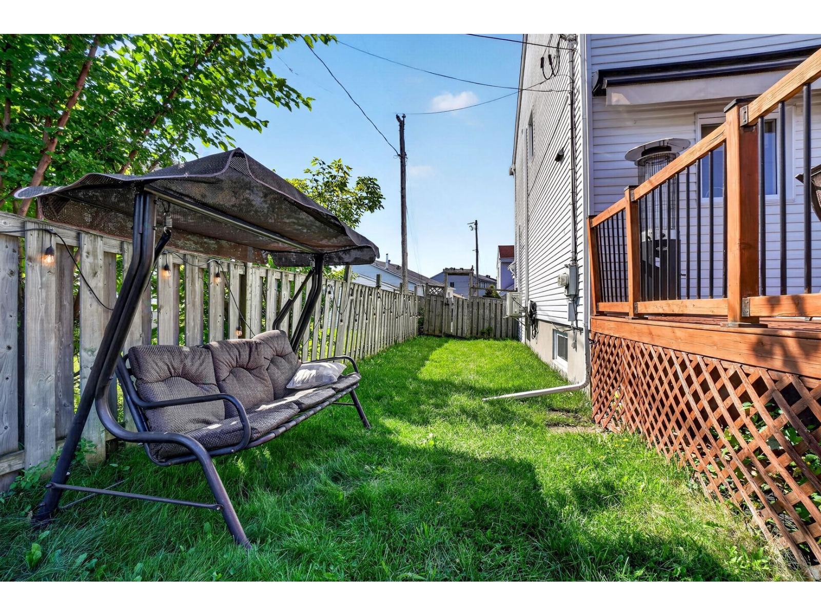 2511 Rue Genest Property Photo 29