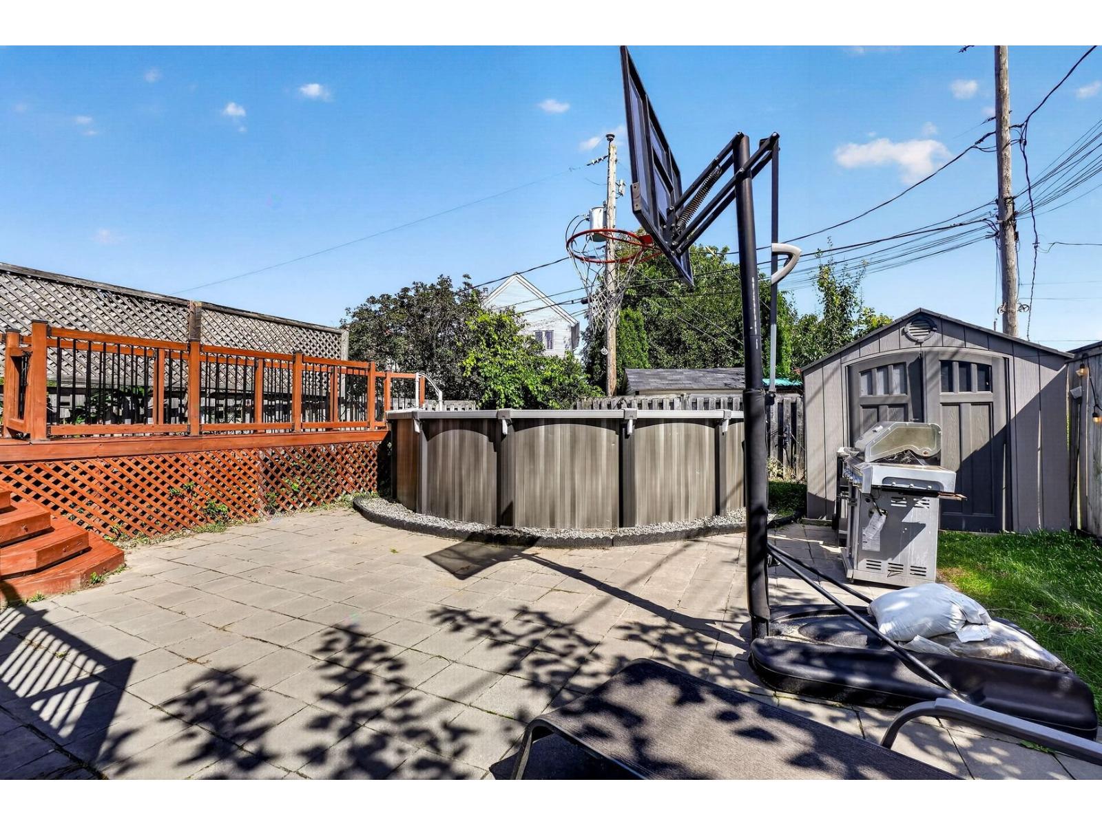 2511 Rue Genest Property Photo 30