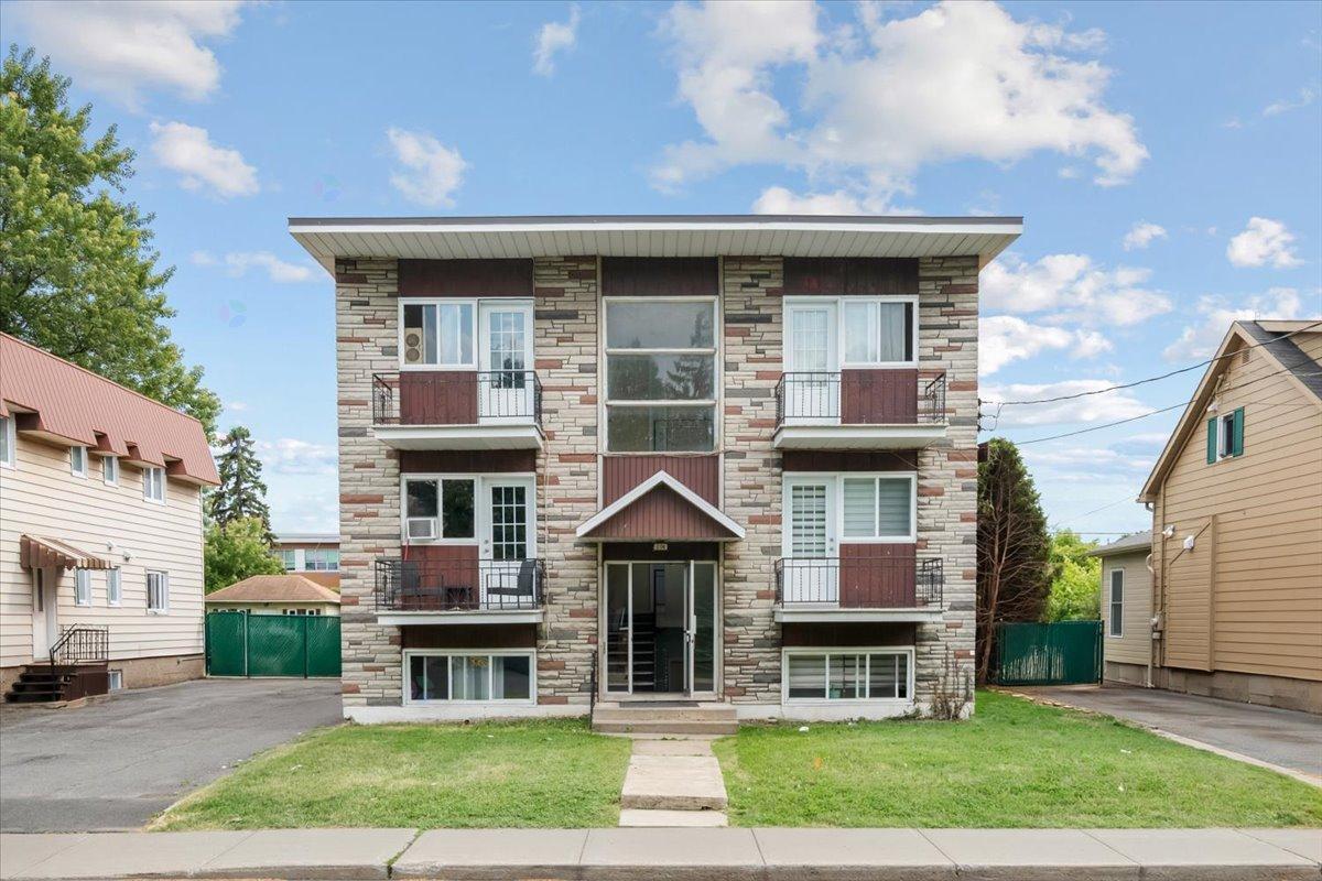 694 Rue Dollard, #2