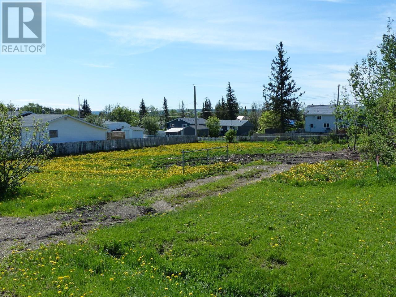 4811 49 Avenue Property Photo 1