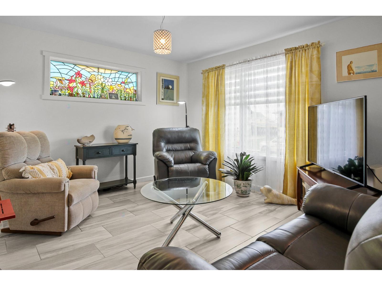 1940 Rue Fernand-gilbert Property Photo 8