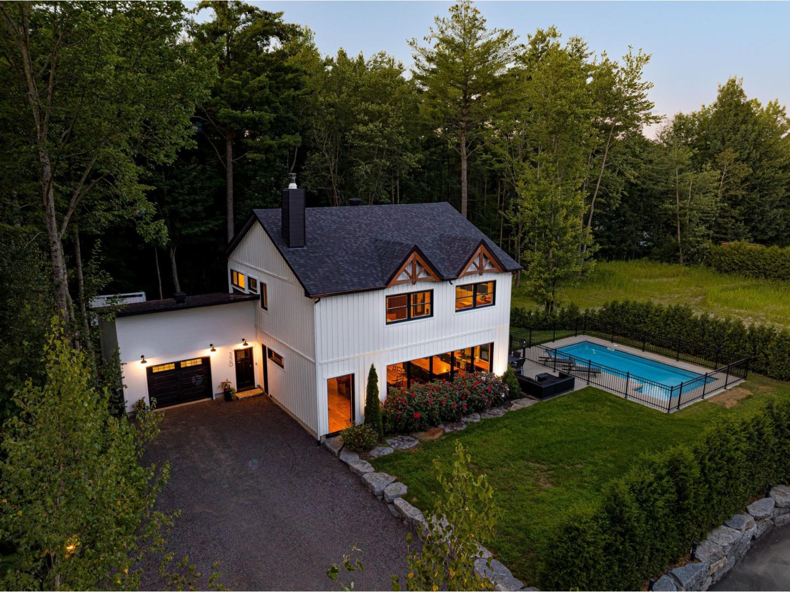 320 Rue De L'archer Property Photo 1