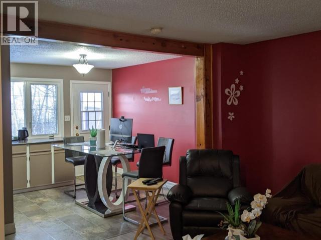 148 & 150 Dawson Drive Property Photo 10