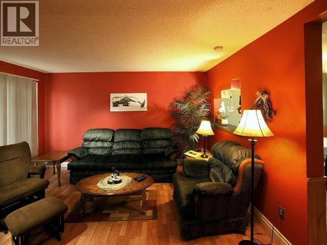 148 & 150 Dawson Drive Property Photo 20