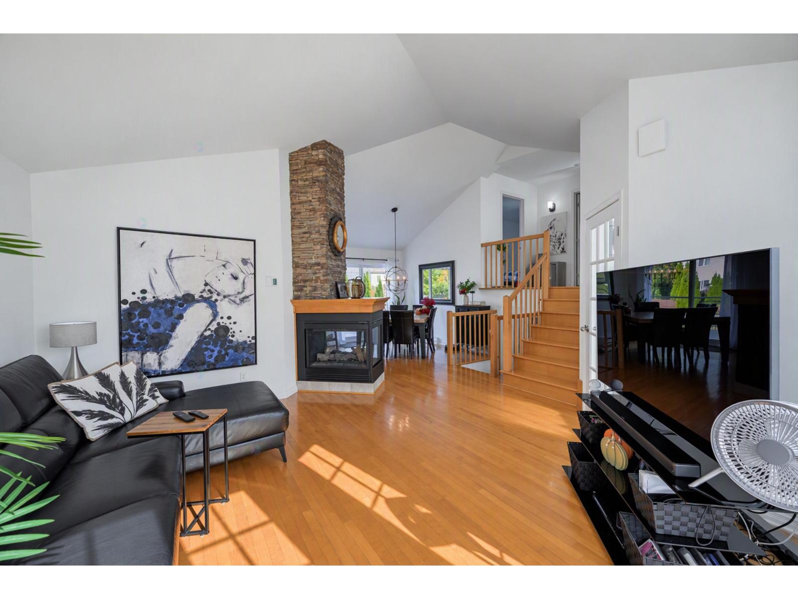 955 Av. De Maupassant Property Photo 10