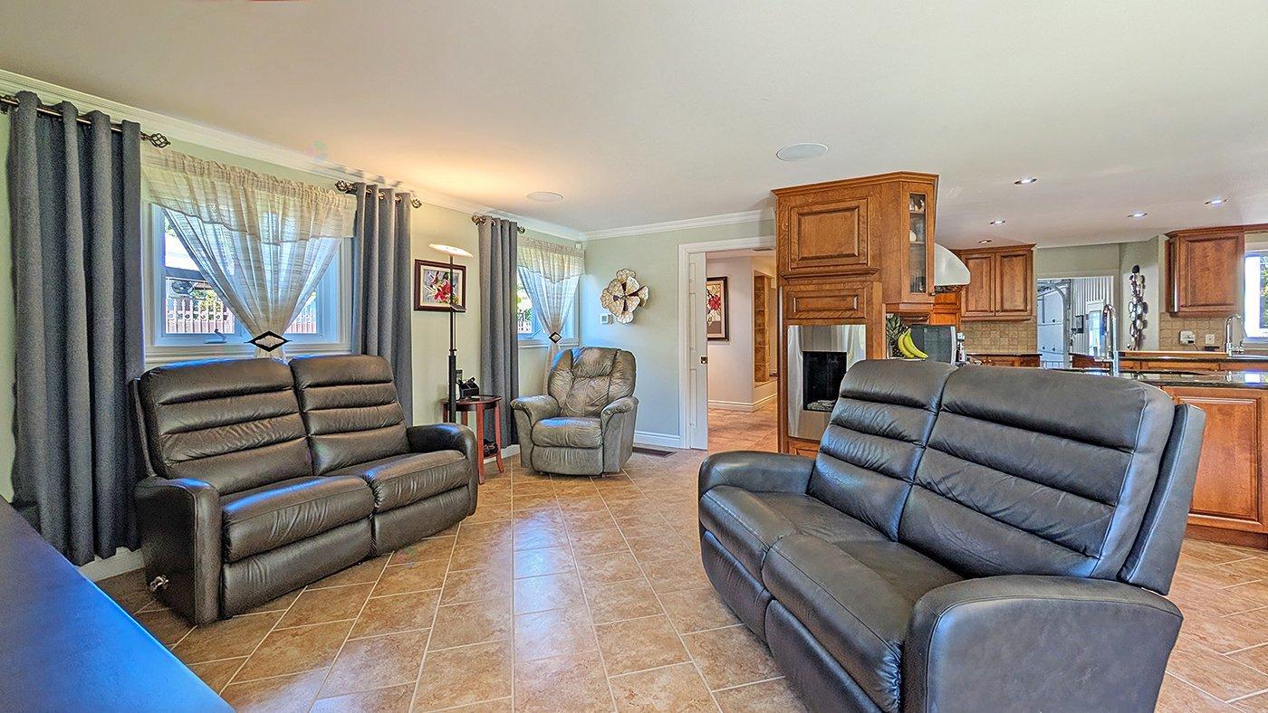 7620 Ch. Des Trois-soeurs Property Photo 17