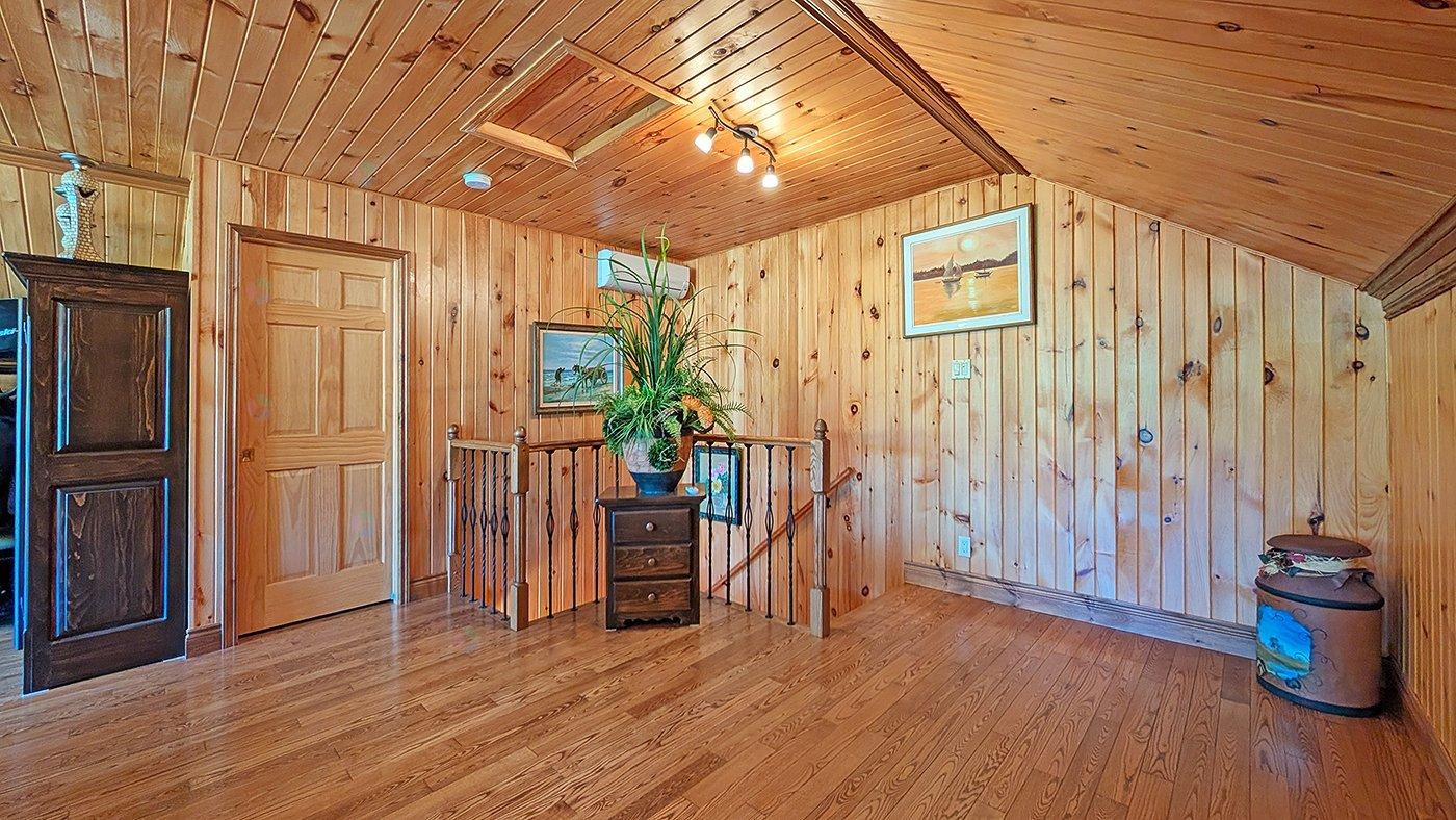 7620 Ch. Des Trois-soeurs Property Photo 26