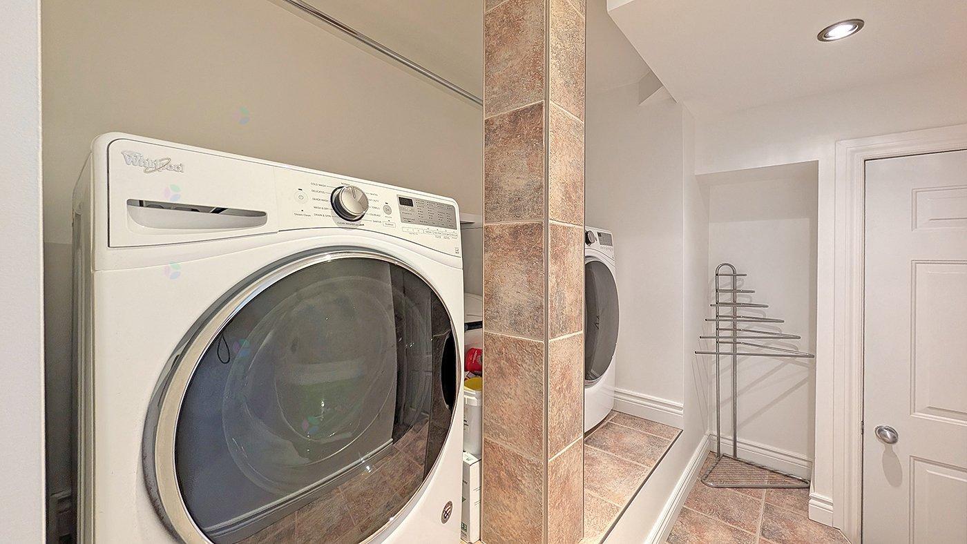7620 Ch. Des Trois-soeurs Property Photo 30