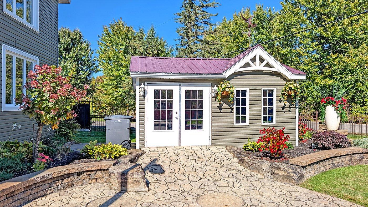 7620 Ch. Des Trois-soeurs Property Photo 63