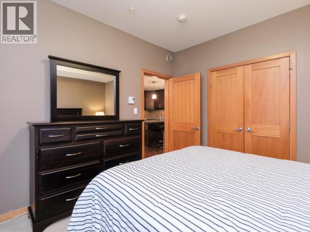 103-32 Waterfront Place Property Photo 15