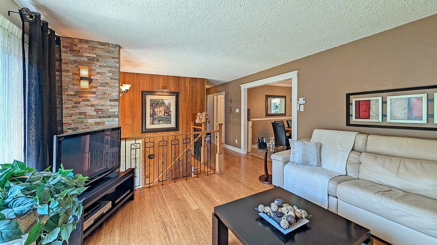 1451 Boul. Raymond Property Photo 16