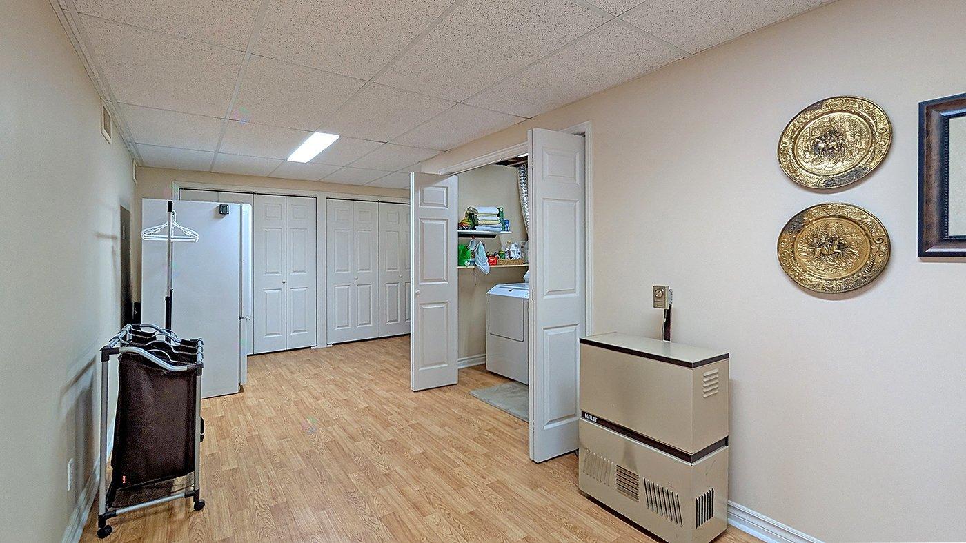 1451 Boul. Raymond Property Photo 30