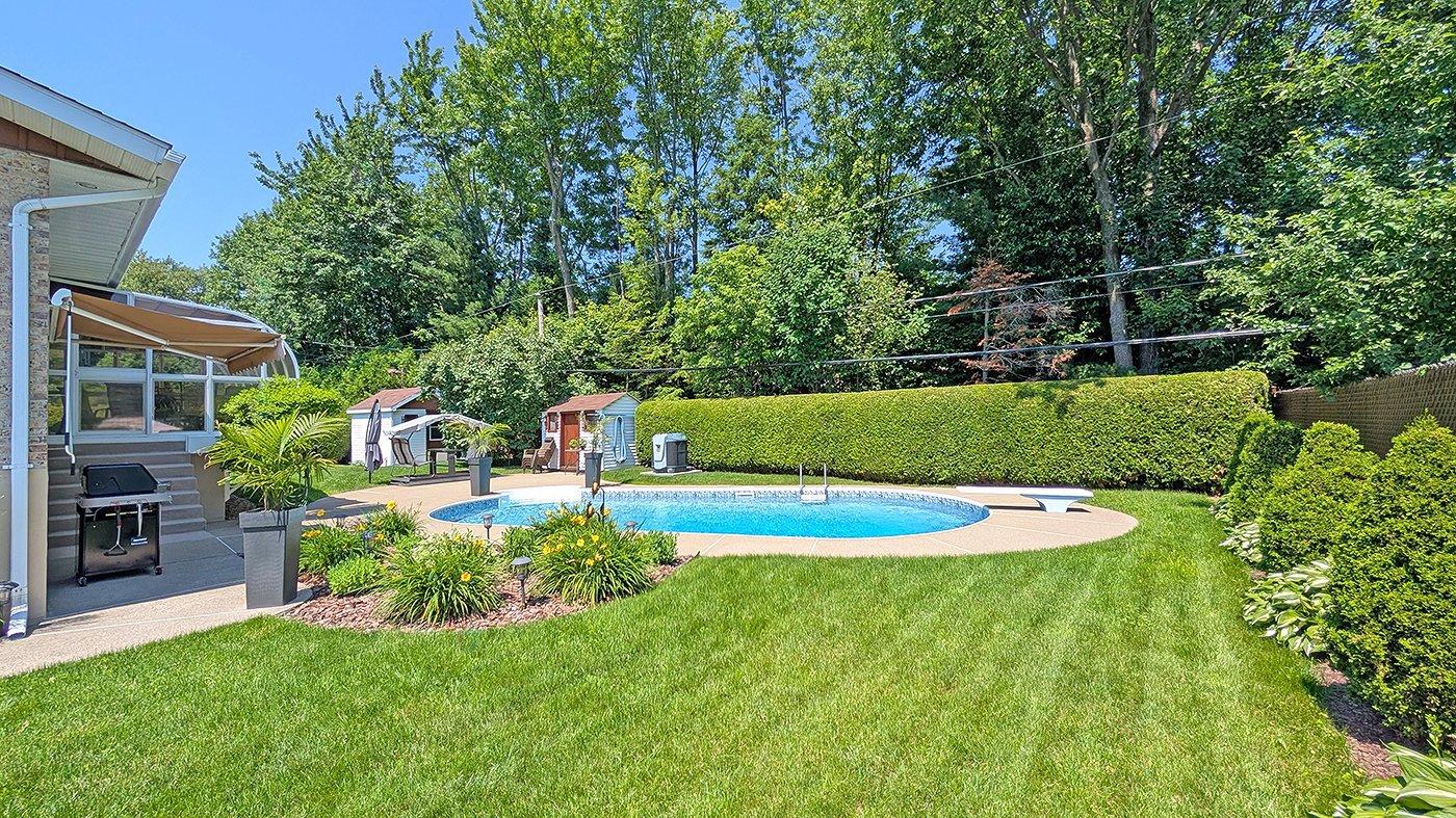 1451 Boul. Raymond Property Photo 41