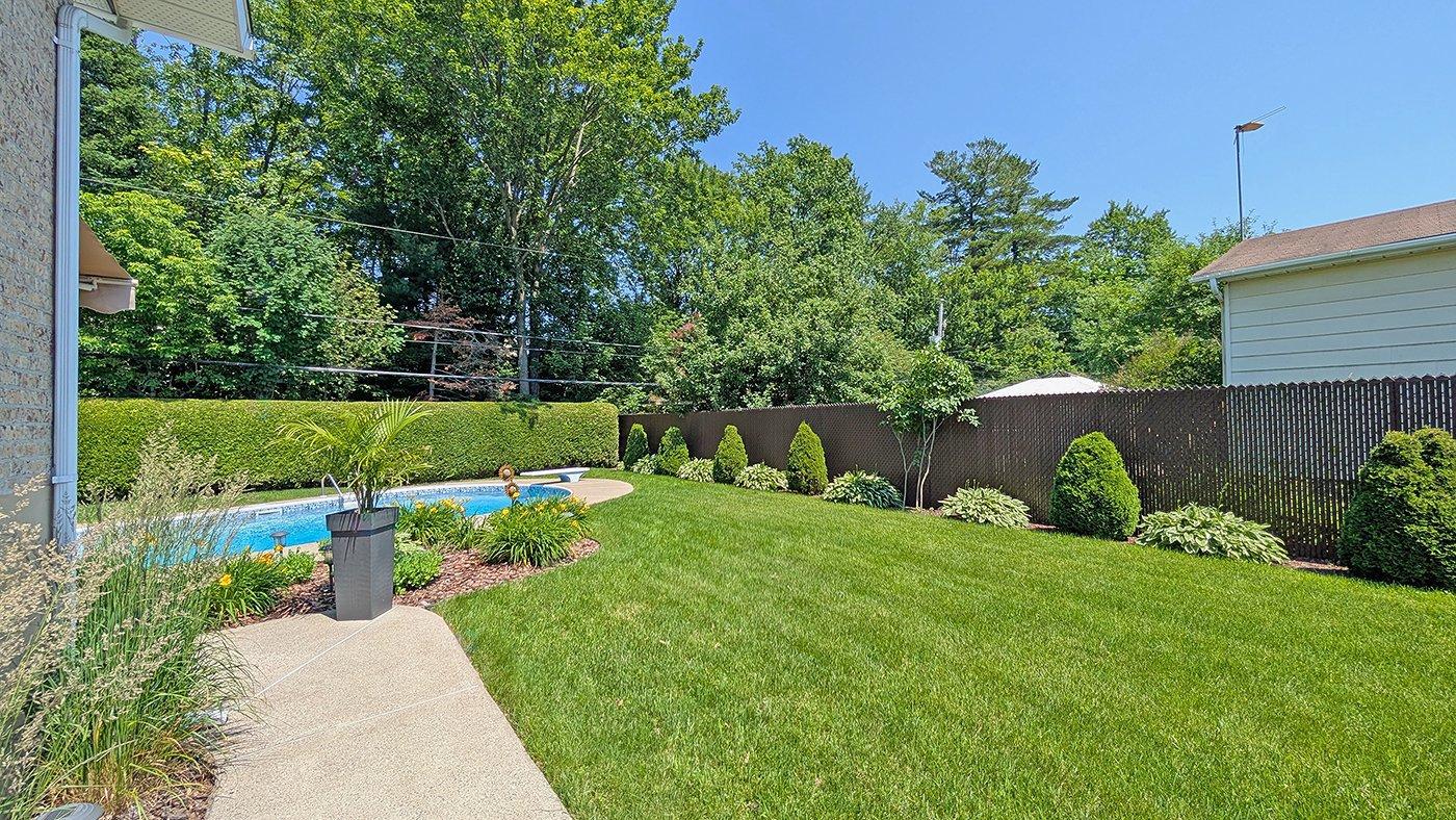 1451 Boul. Raymond Property Photo 43