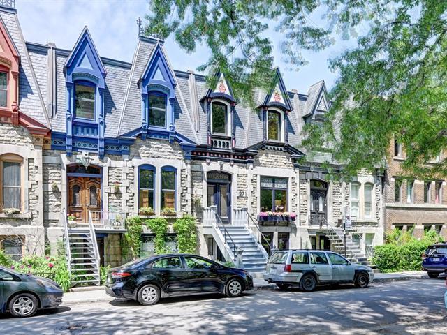 271-273 Rue du Square-St-Louis Property Photo 1