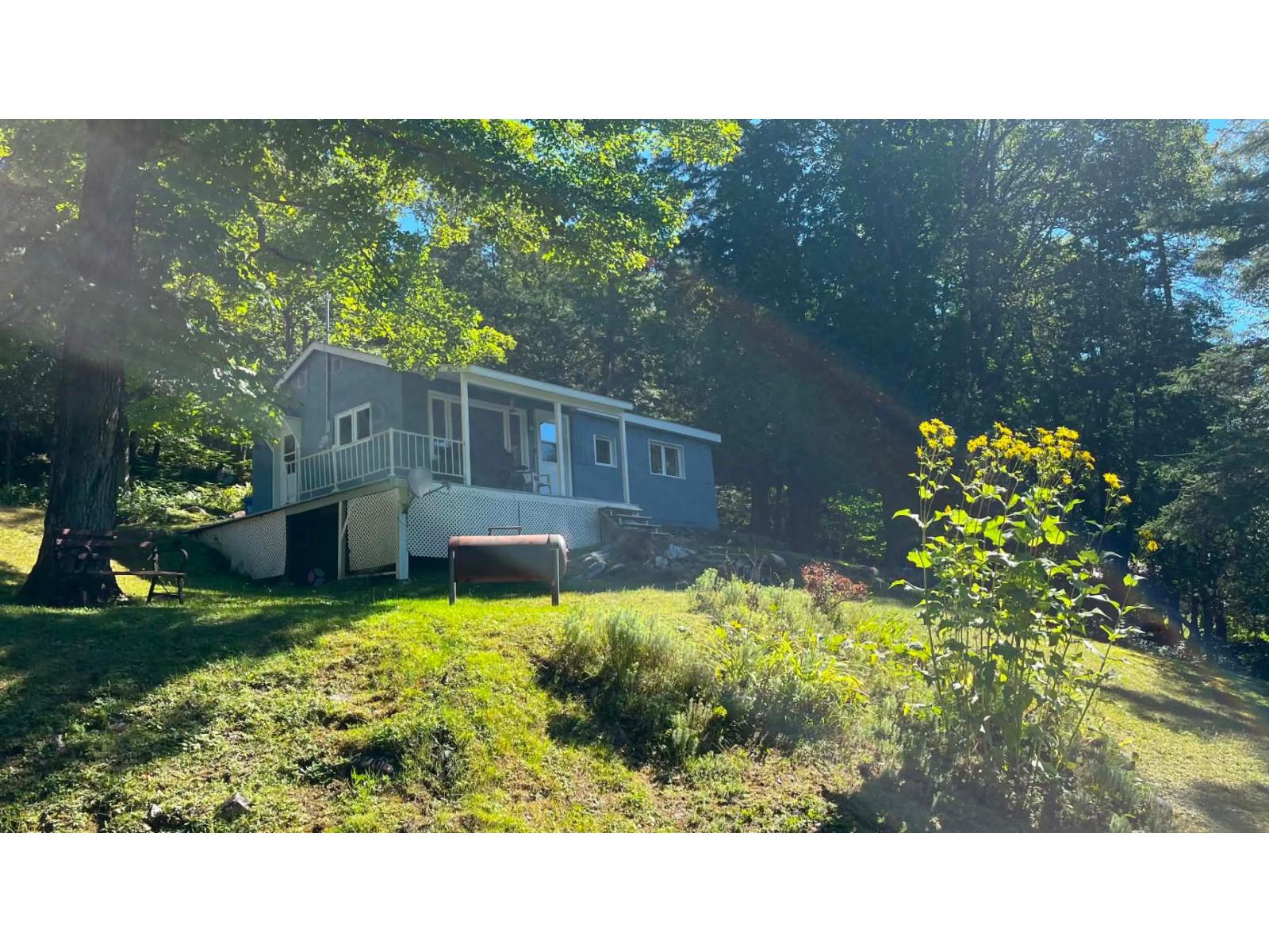 240 Rue Dupras Property Photo 1
