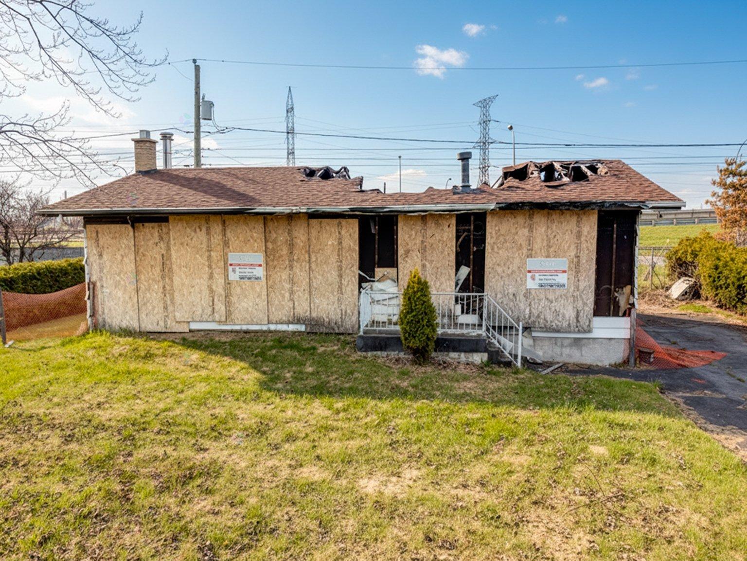 285 Rue Letendre Property Photo 6
