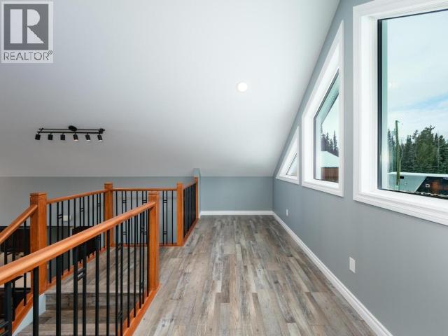 348 Dusty Trail Property Photo 10