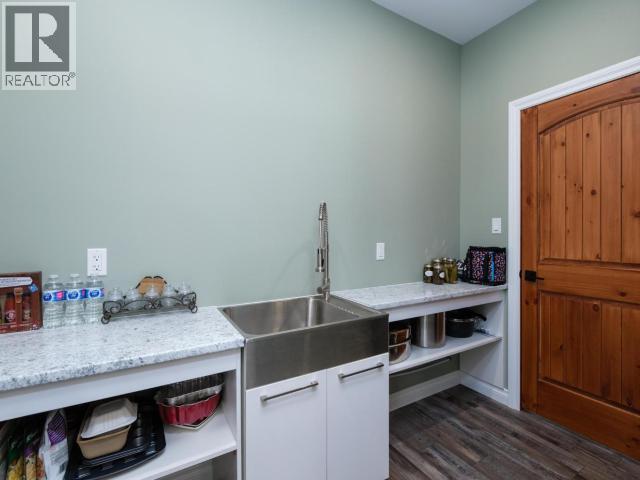 348 Dusty Trail Property Photo 20