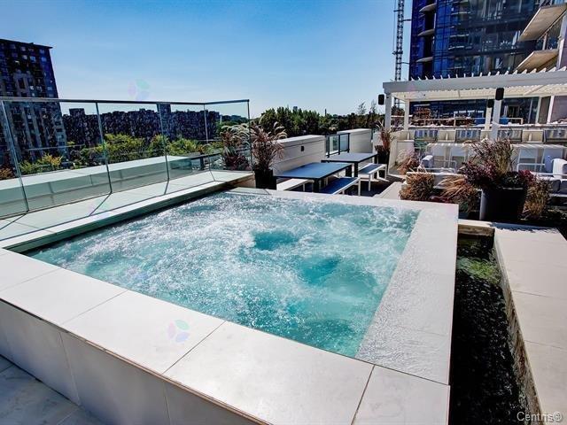 1188 Rue St-antoine O., #611 Property Photo 11