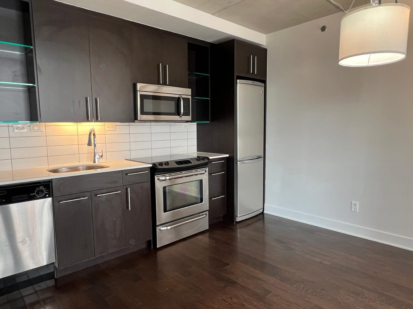 950 Rue Notre-dame O., #329 Property Photo 12