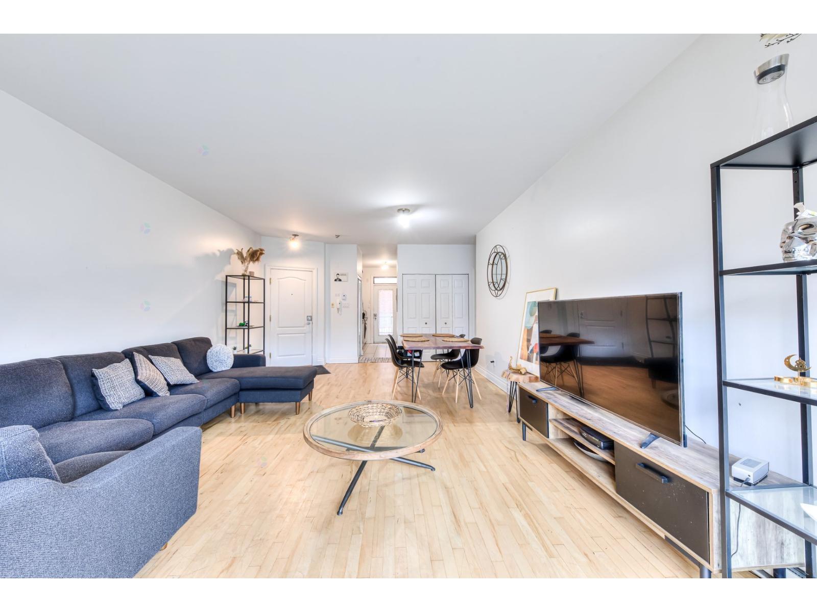 20 Av. Du Mont-royal E. Property Photo 5