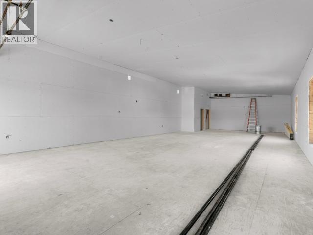 203-7 Burns Road Property Photo 8