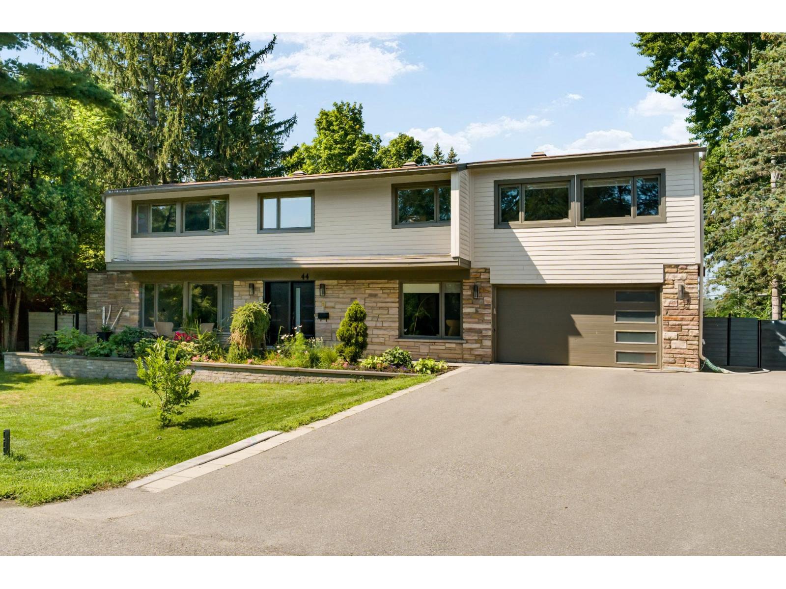 44 Highridge Road Property Photo 1