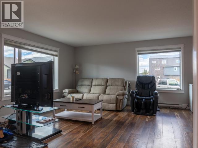 69 Mascot Street Property Photo 10