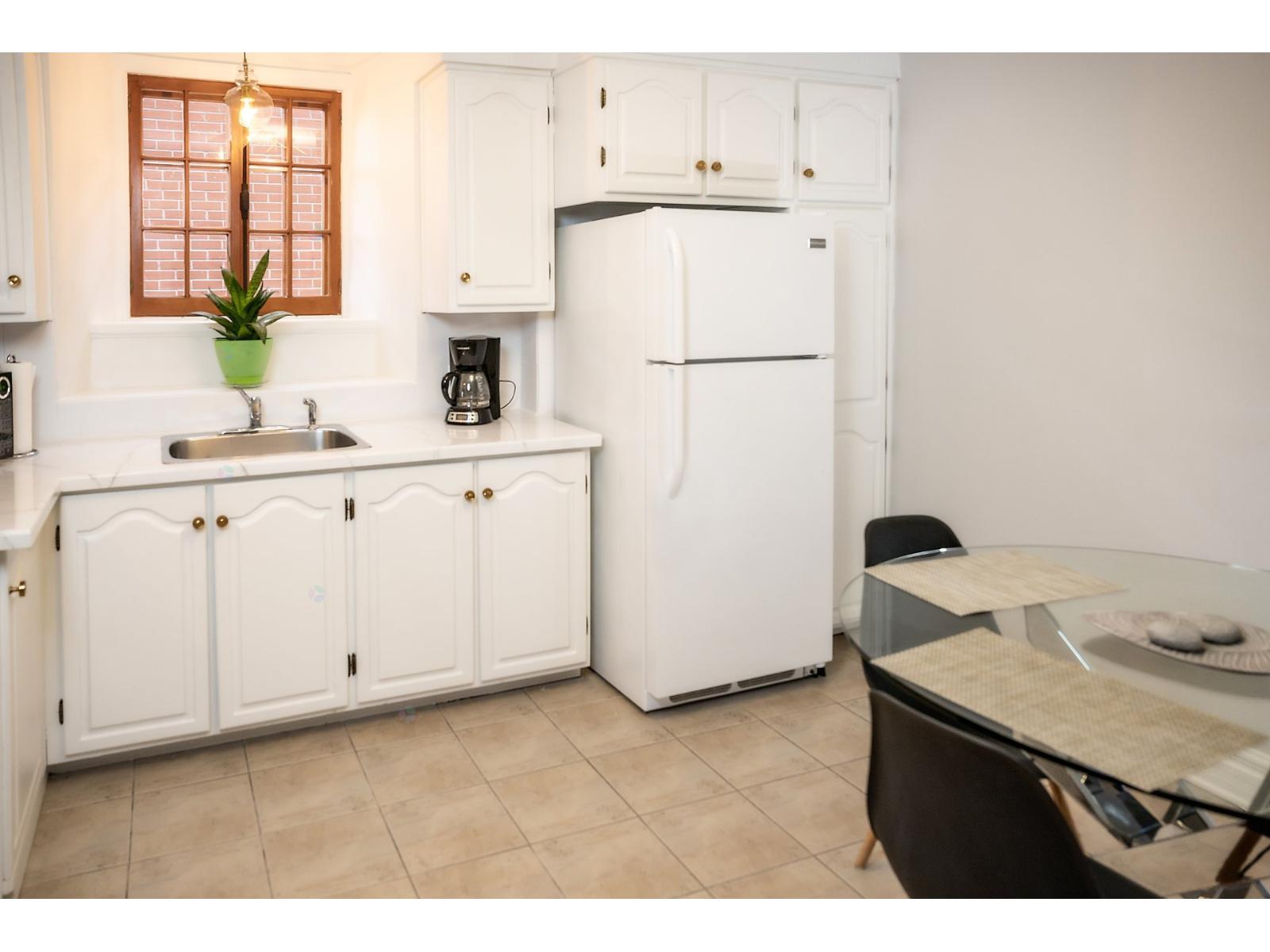 6 Rue St-michel, #5 Property Photo 3