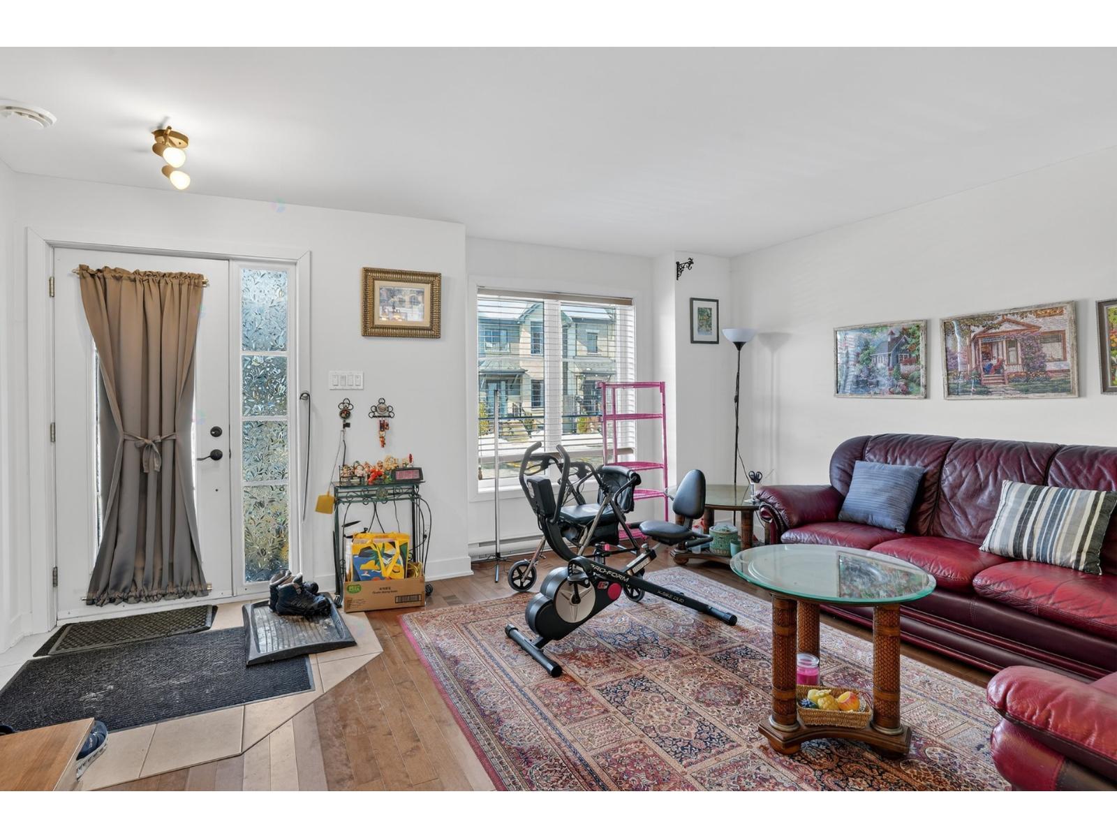402 Rue Édouard-laberge Property Photo 2