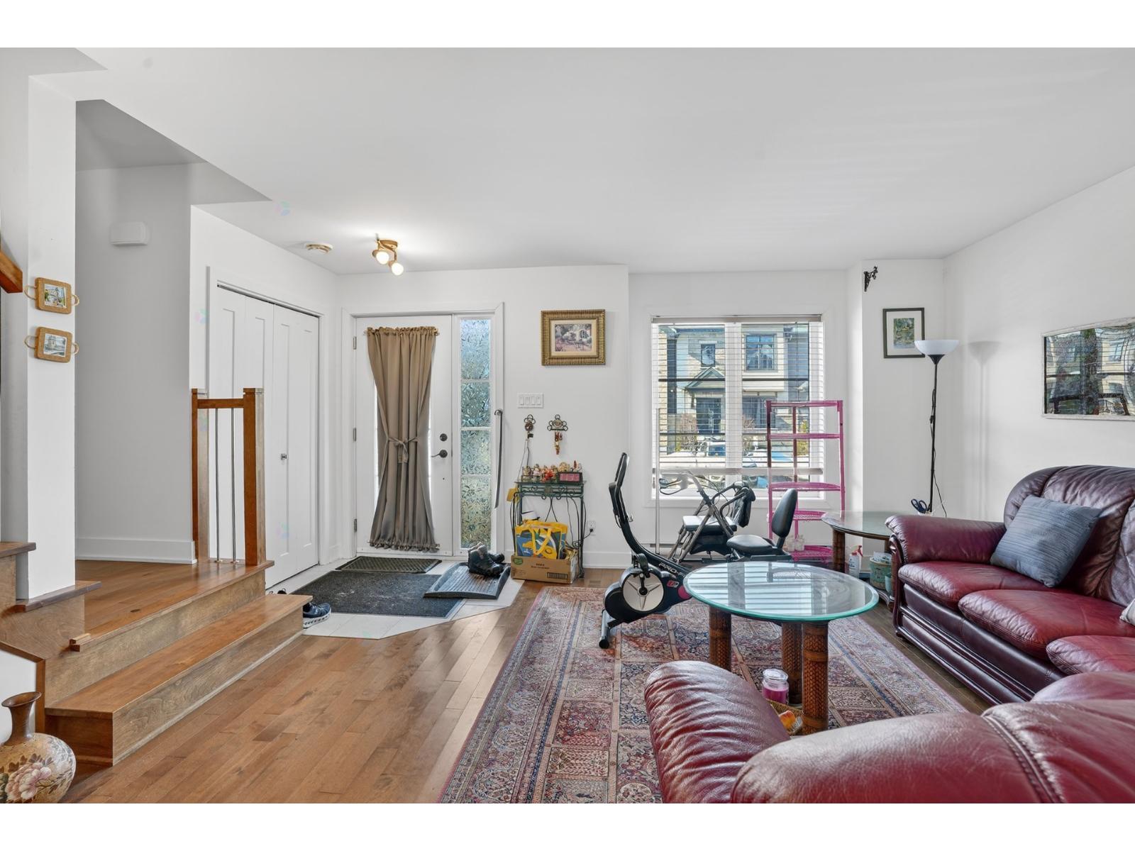 402 Rue Édouard-laberge Property Photo 3