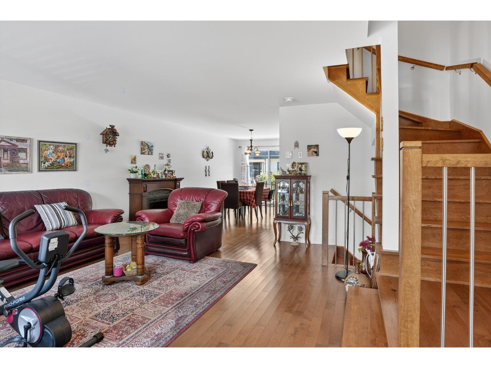 402 Rue Édouard-laberge Property Photo 4