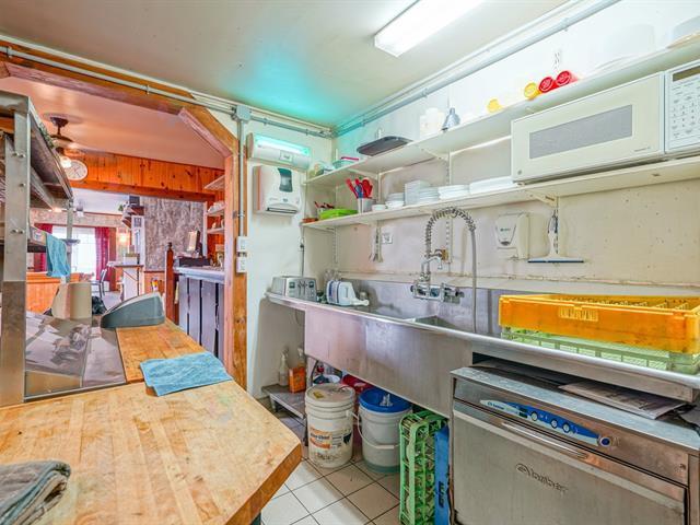 11 Rue Principale E. Property Photo 22
