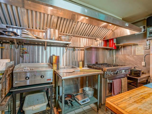 11 Rue Principale E. Property Photo 23