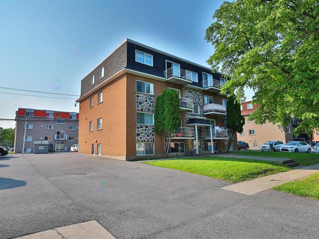 700 Rue Prince Property Photo 1