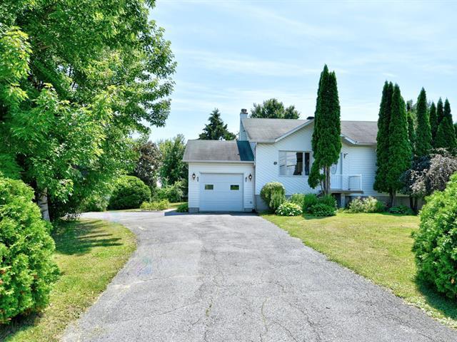 101 Rue de la Fabrique Property Photo 1