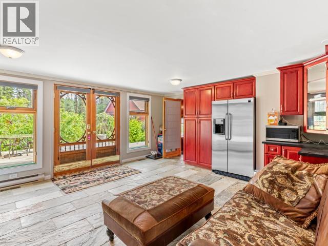 14 Bayview Road Property Photo 31